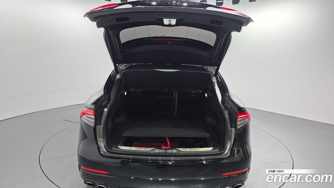 Maserati Levante 2019