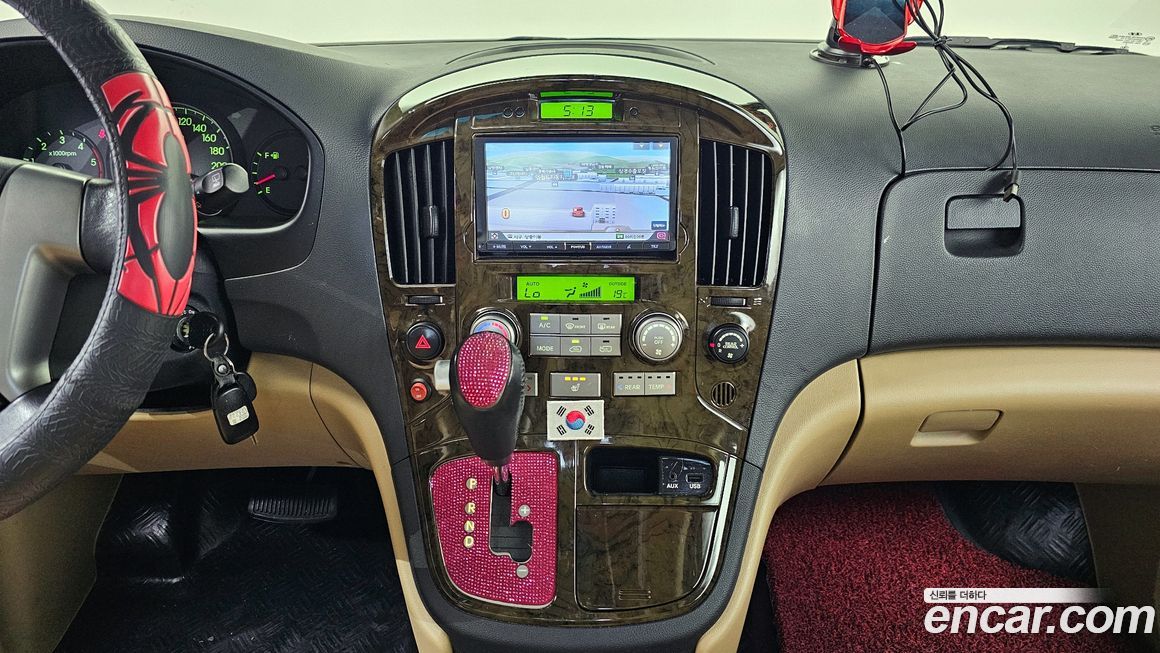 Hyundai Starex 2013