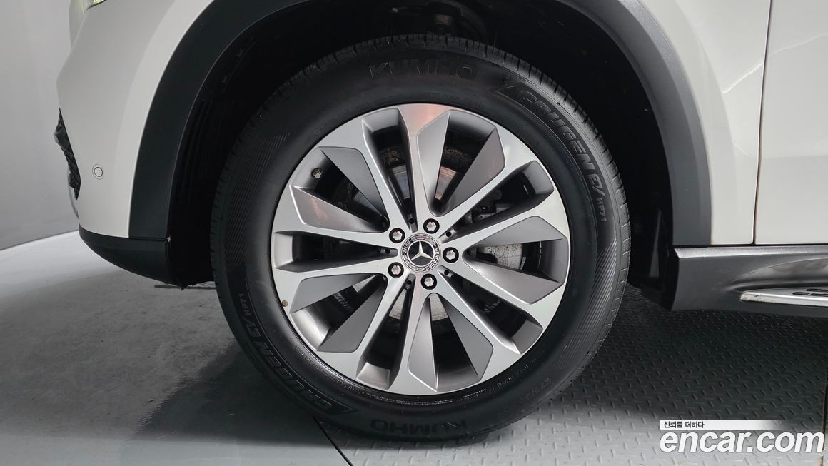 Mercedes-Benz GLE-Class 2021