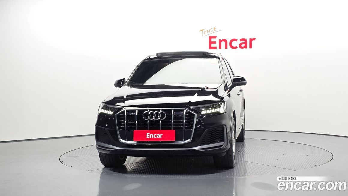 Audi Q7 2021