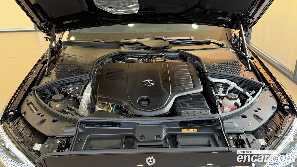 Mercedes-Benz S-Class 2026