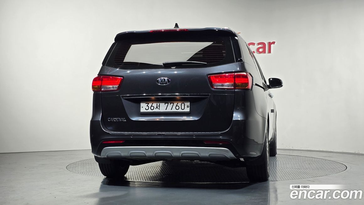 Kia Canival 2018