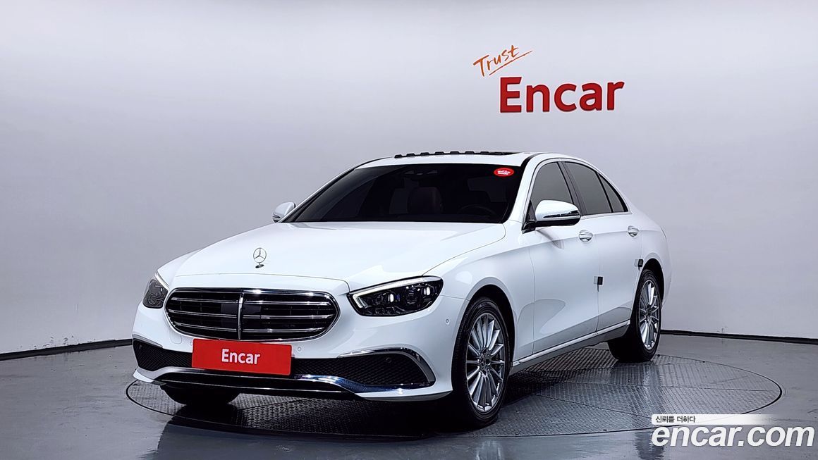 Mercedes-Benz E-Class 2021