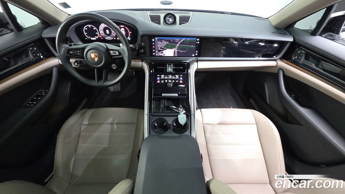 Porsche Panamera 2025