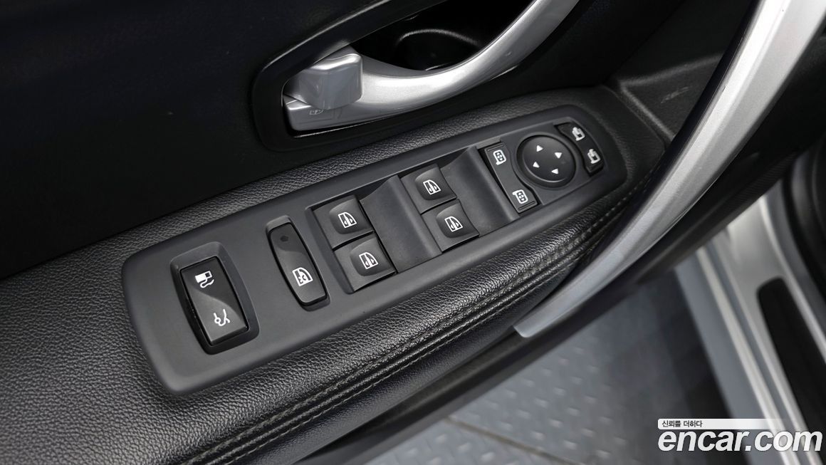 Renault-KoreaSamsung SM5  2015