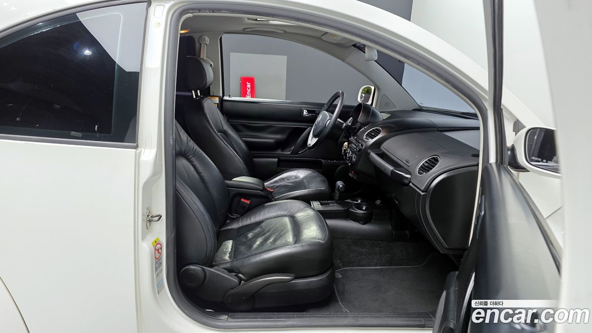 Volkswagen Beatle 2011