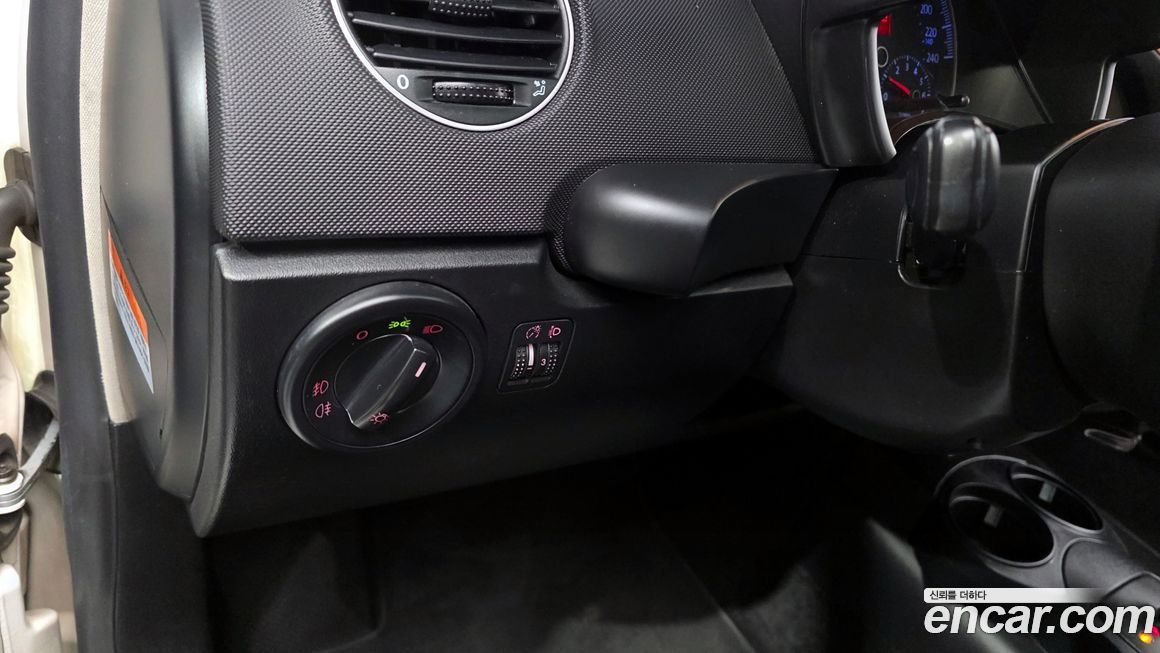 Volkswagen Beatle 2011