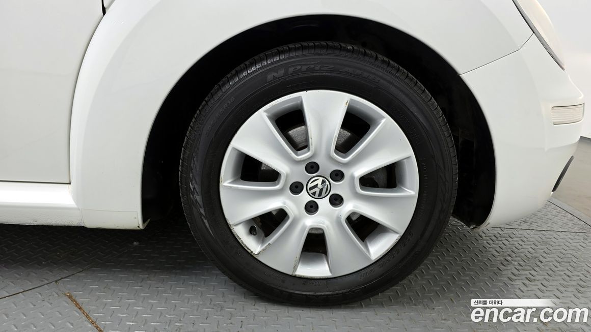 Volkswagen Beatle 2011