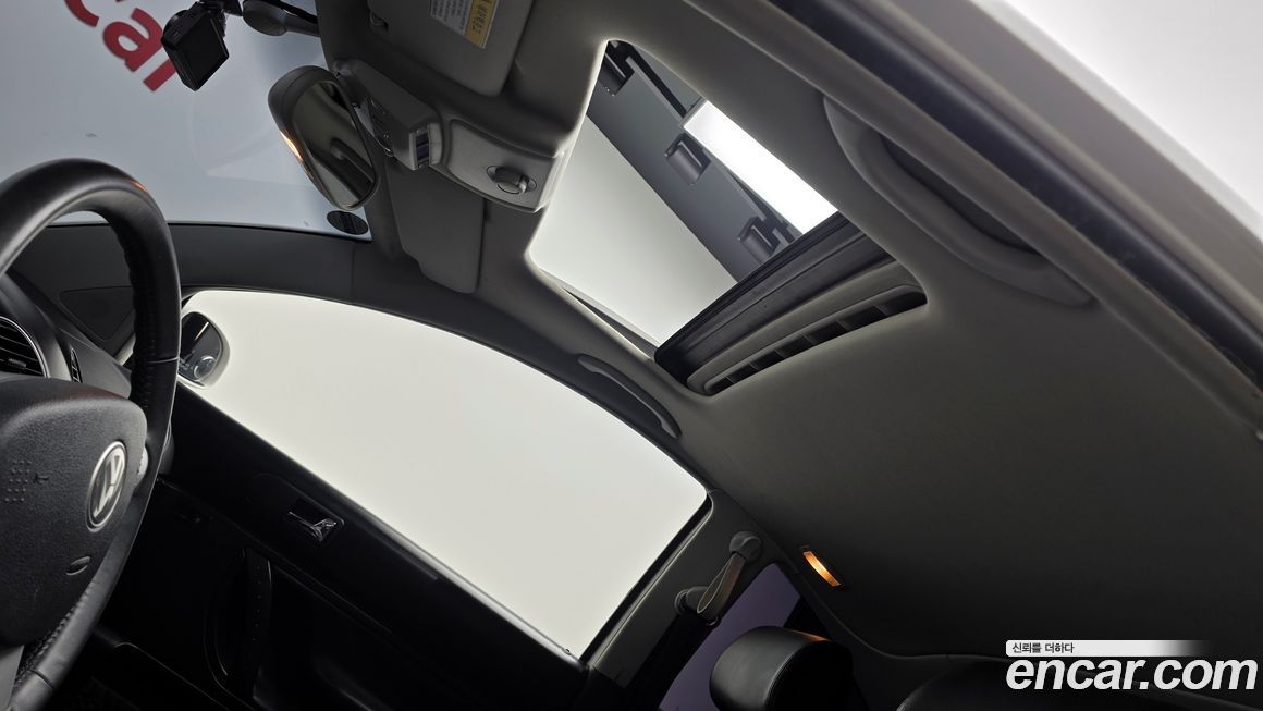 Volkswagen Beatle 2011