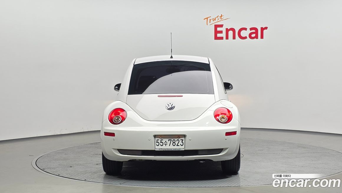 Volkswagen Beatle 2011