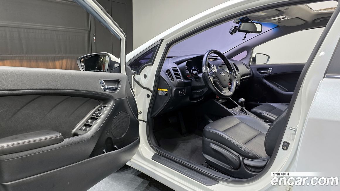 Kia K3 2013