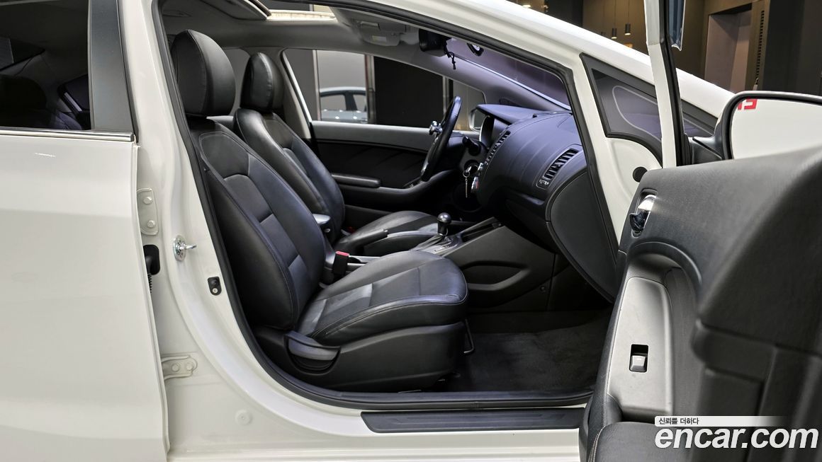 Kia K3 2013