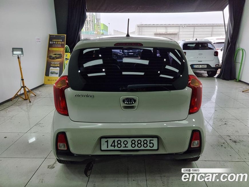 Kia morning 2016