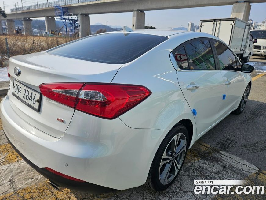 Kia K3 2013