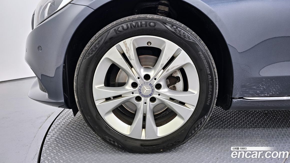 Mercedes-Benz C-Class 2016