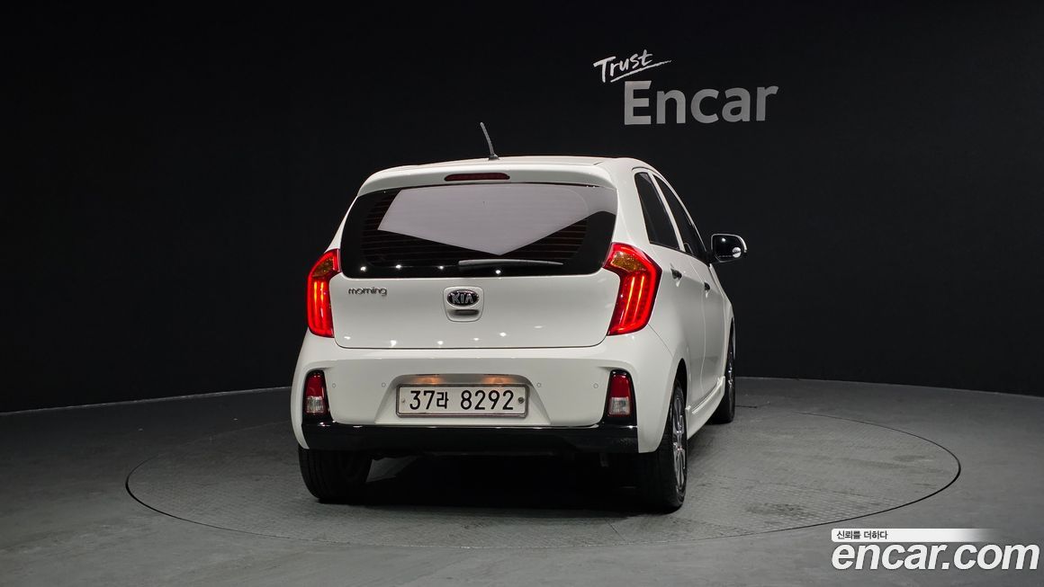Kia morning 2016