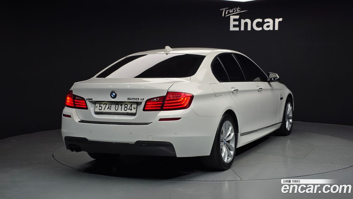 BMW 5-Series 2016
