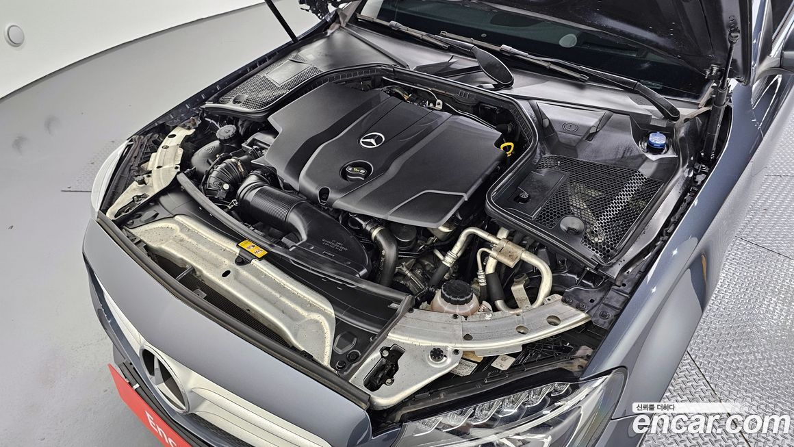 Mercedes-Benz C-Class 2016
