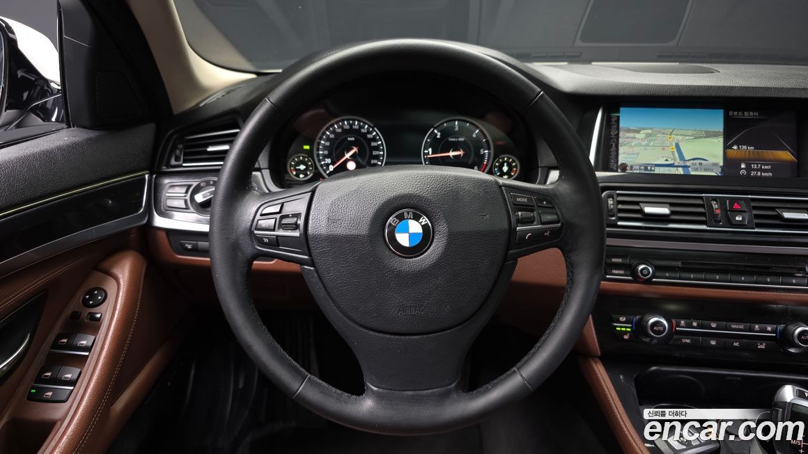 BMW 5-Series 2016