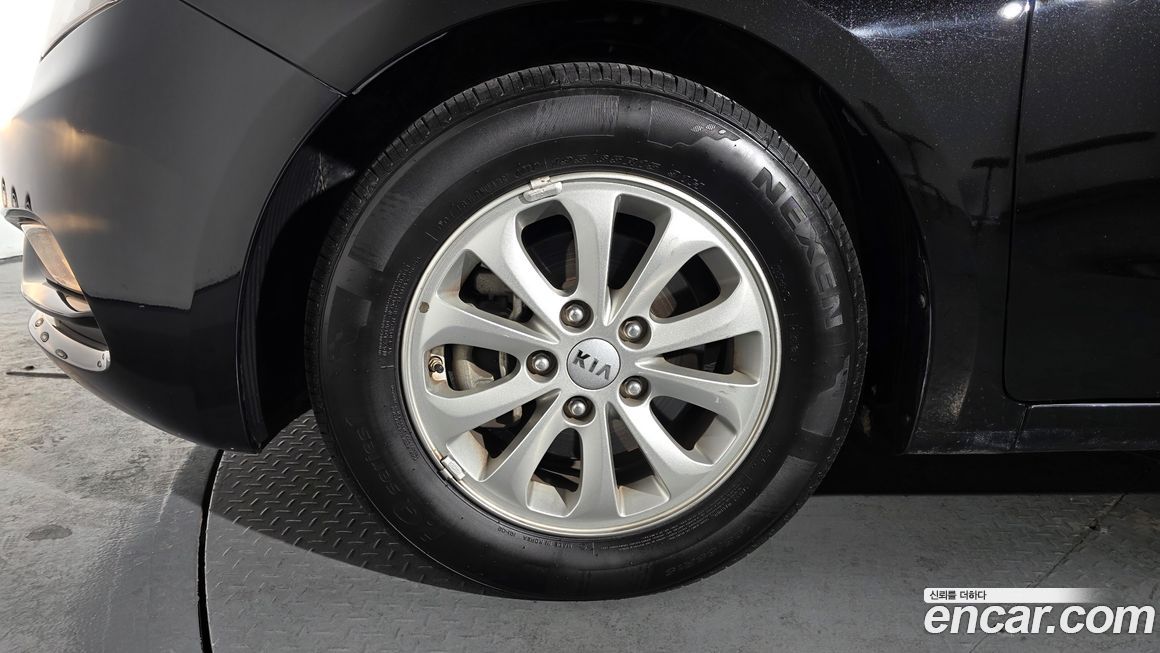 Kia K3 2015