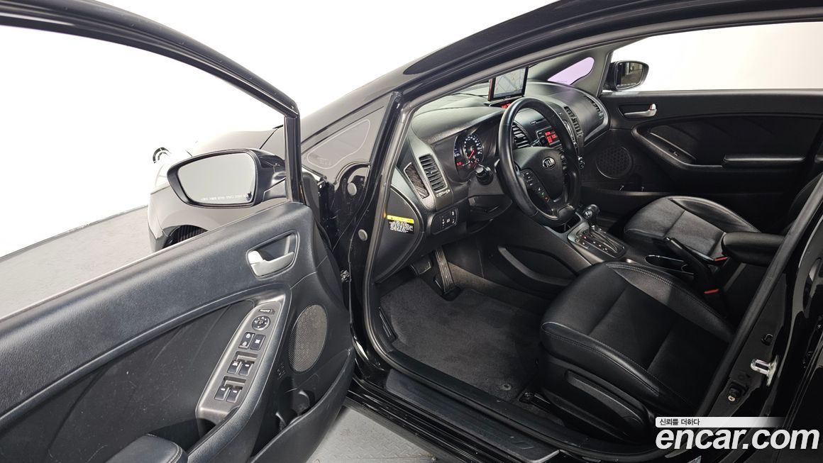 Kia K3 2015