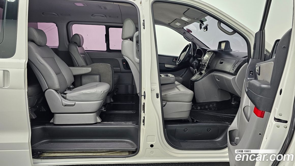 Hyundai Starex 2015