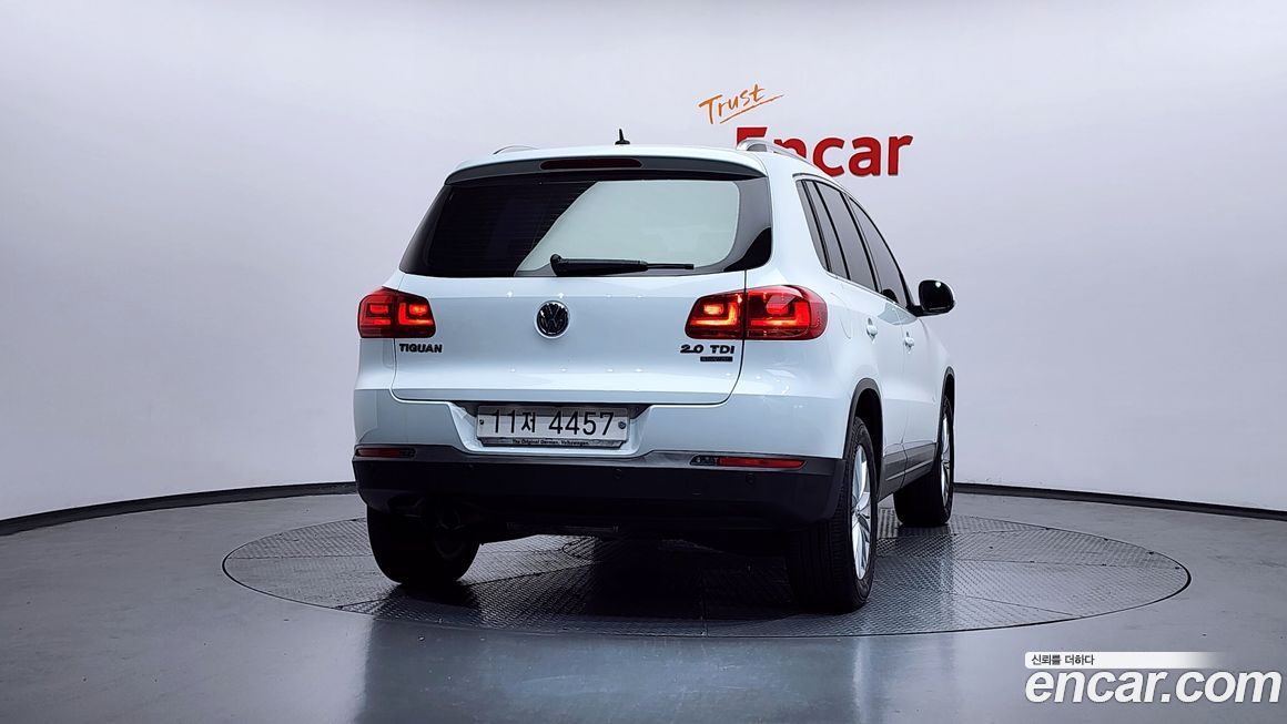 Volkswagen Tiguan 2015