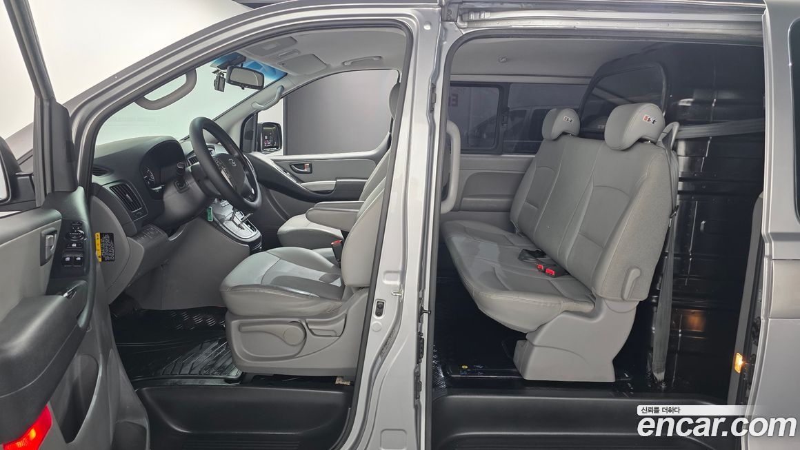 Hyundai Starex 2020