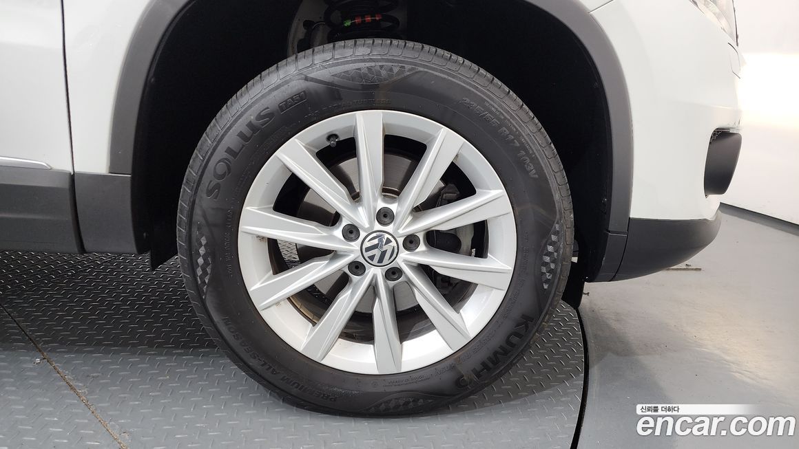 Volkswagen Tiguan 2015