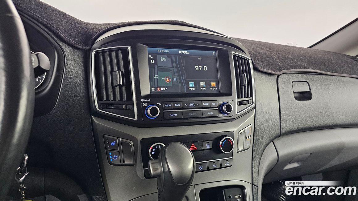 Hyundai Starex 2018