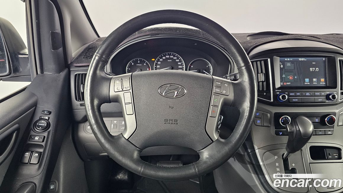 Hyundai Starex 2018