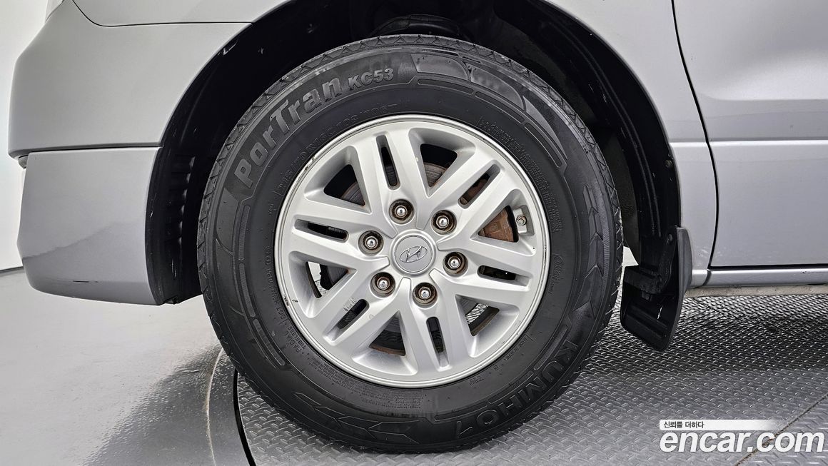 Hyundai Starex 2018