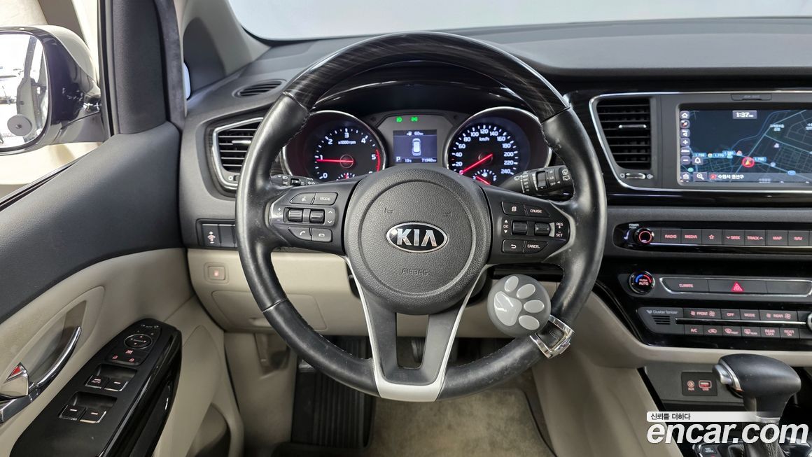 Kia Canival 2019