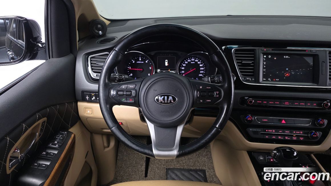 Kia Canival 2016