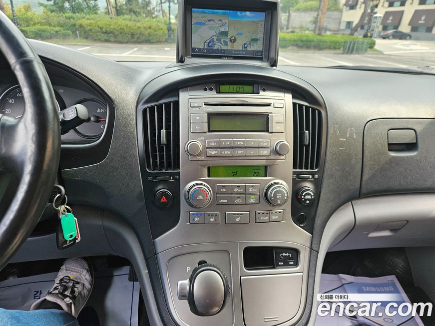 Hyundai Starex 2016