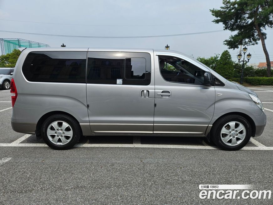 Hyundai Starex 2016