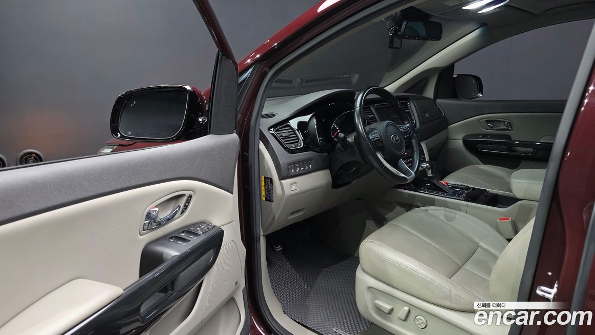 Kia Canival 2017