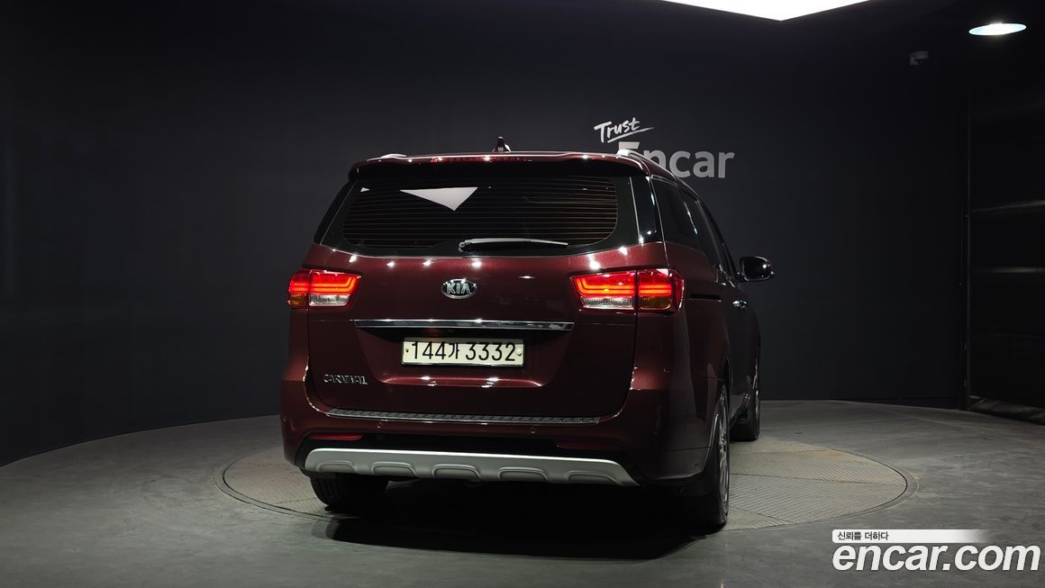 Kia Canival 2017