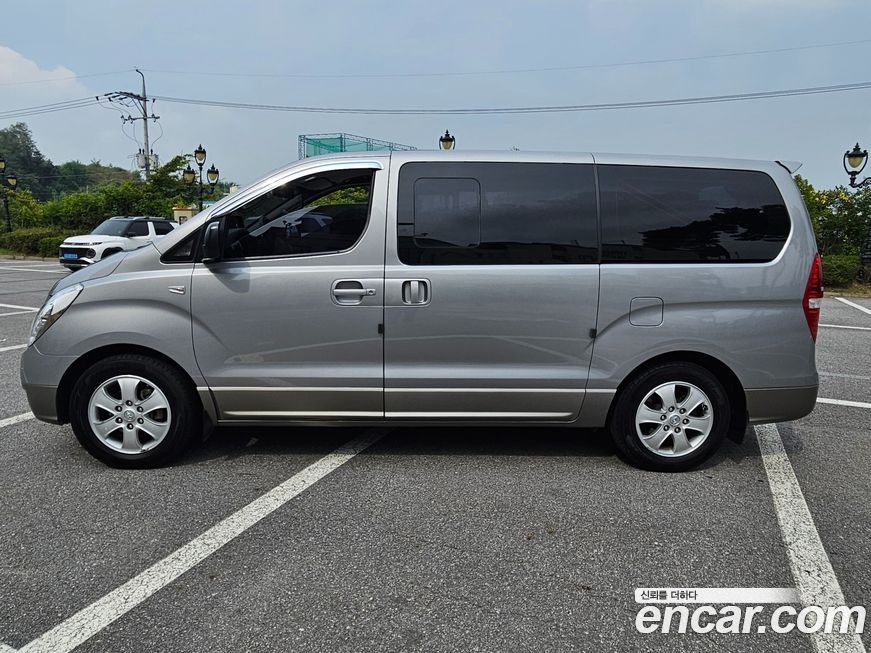 Hyundai Starex 2016