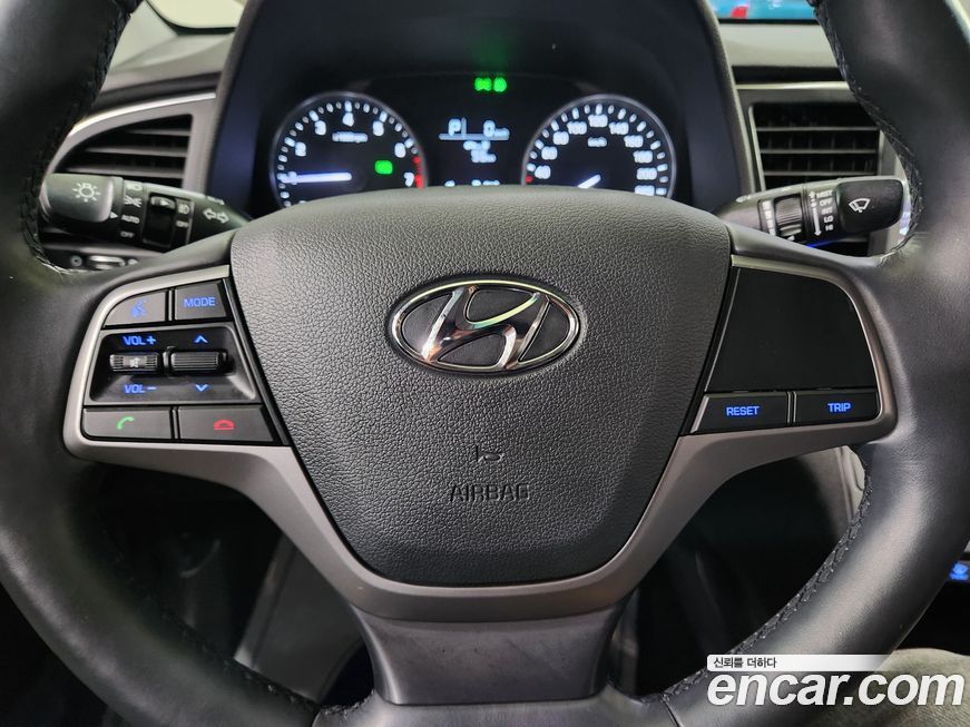 Hyundai AVANTE 2018