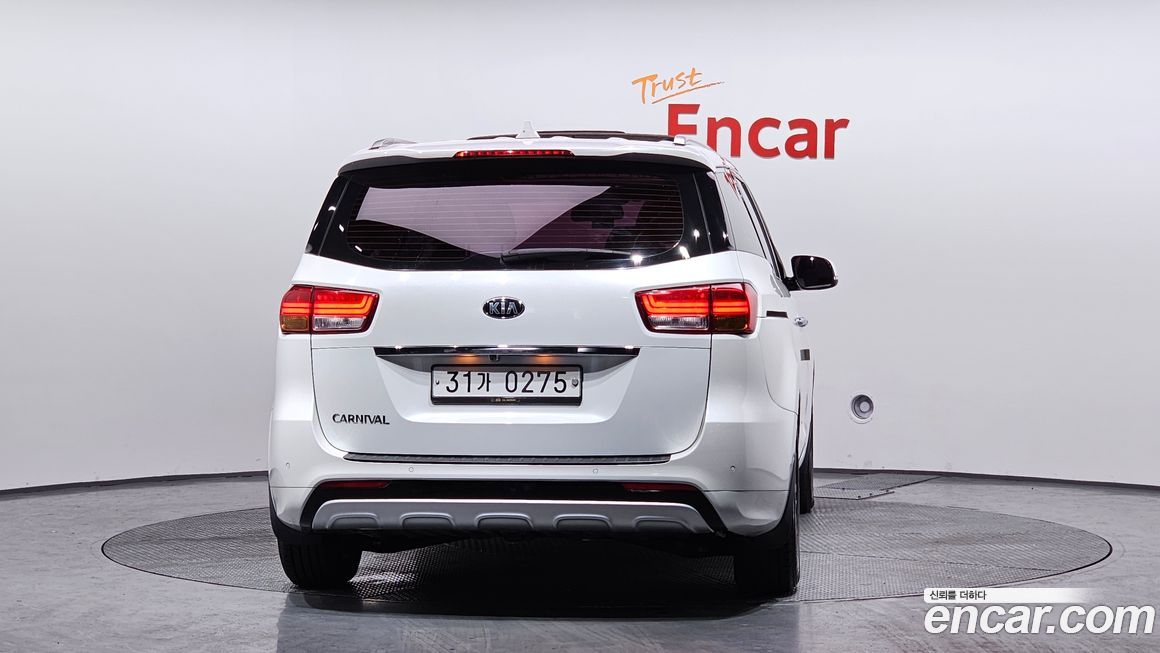 Kia Canival 2017
