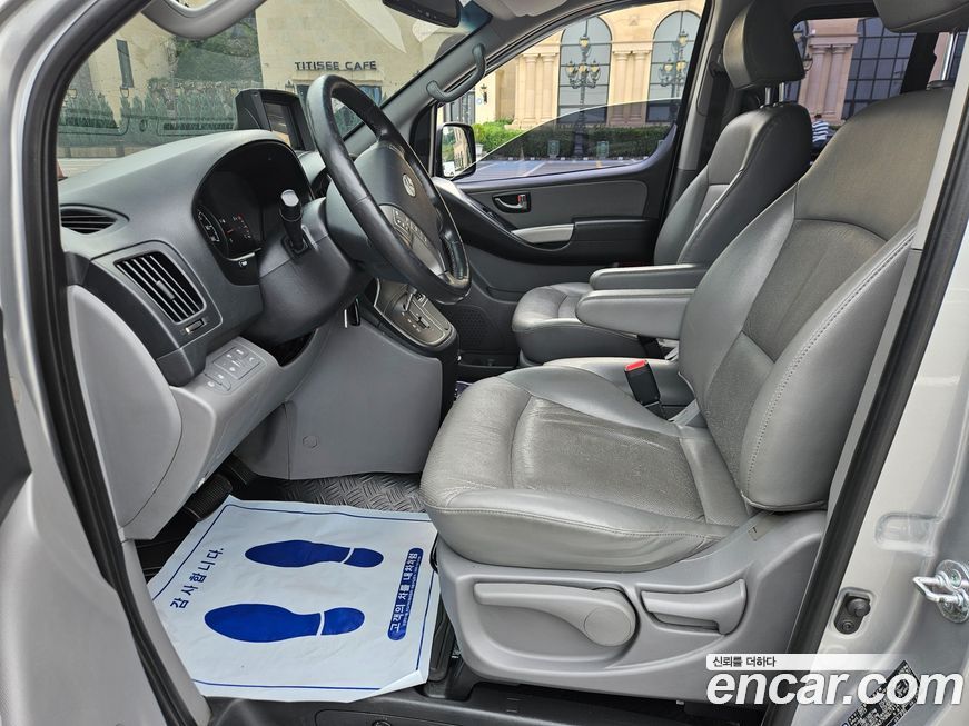 Hyundai Starex 2016
