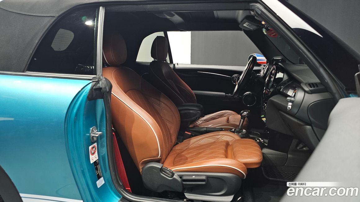 Mini Cooper Convertible 2016