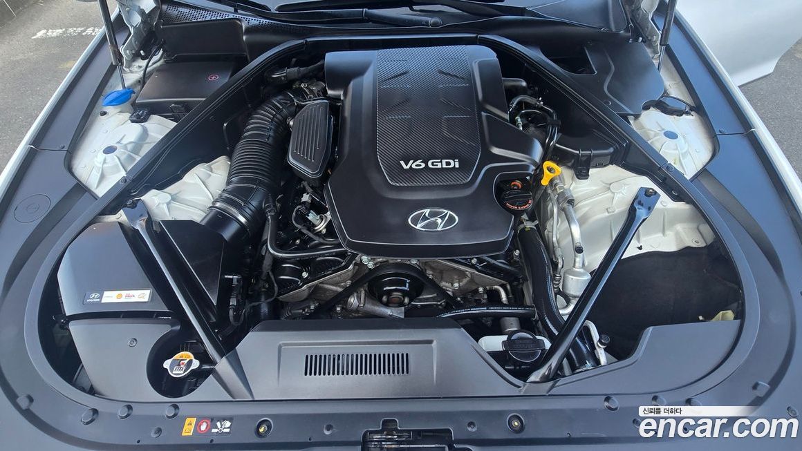 Hyundai Genesis 2015