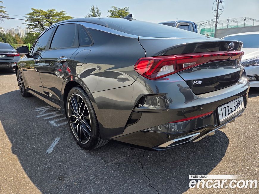 Kia K5 2021