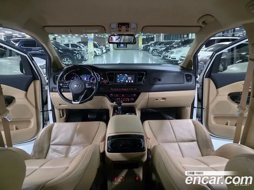 Kia Canival 2020