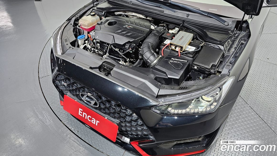 Hyundai Veloster 2021