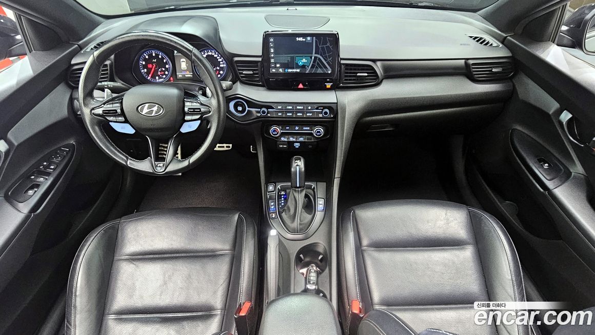 Hyundai Veloster 2021