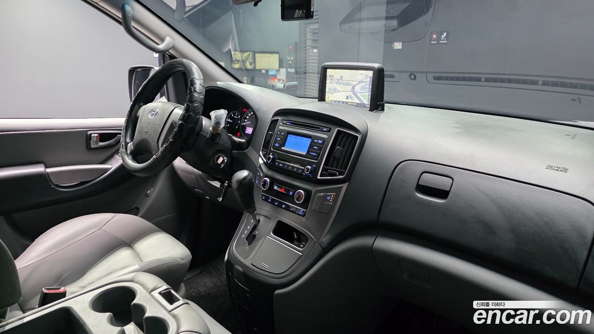 Hyundai Starex 2021