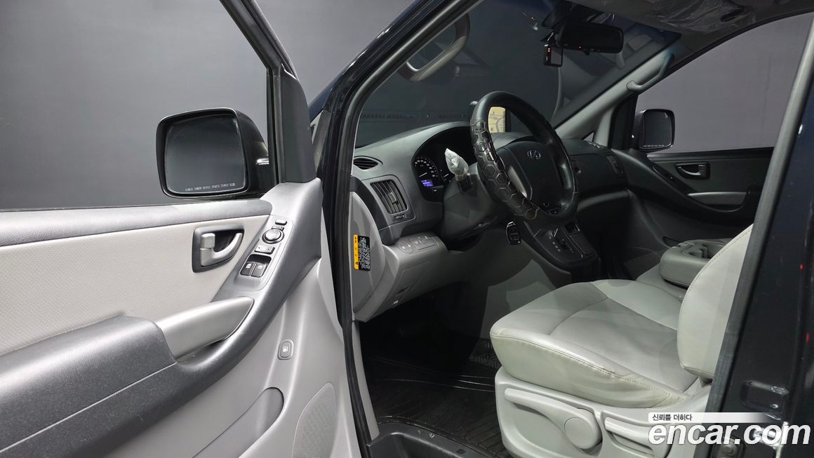 Hyundai Starex 2021